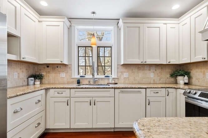 Interior, Kitchen, Pendant Lights, Recessed Lighting, Wood Texture Flooring