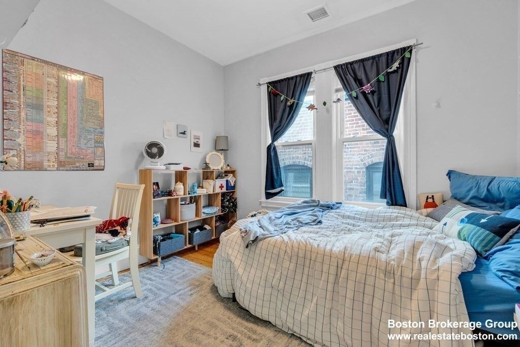 Bedroom, Interior, Water