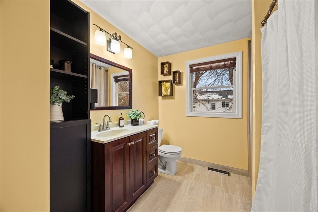 Bathroom, Interior, Wood Texture Flooring