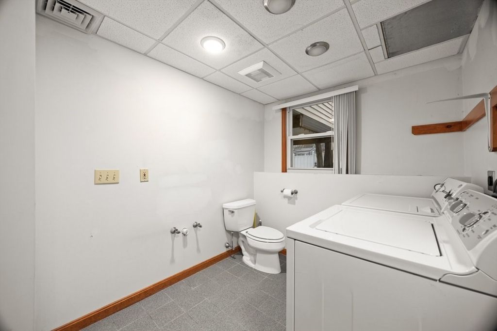 Bathroom, Interior, Recessed Lighting, Washer