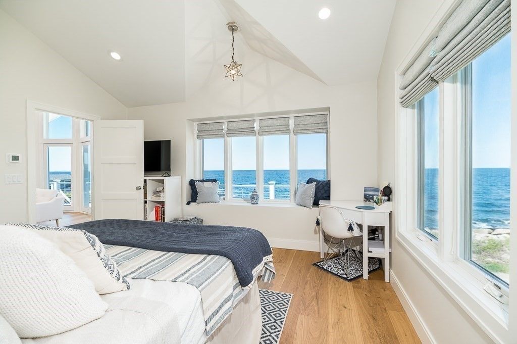 Bedroom, Home Office, Interior, Recessed Lighting, Water, Wood Texture Flooring