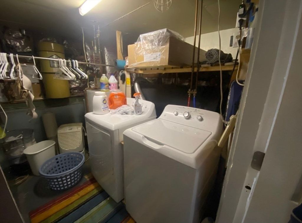 Interior, Utility Closets, Washer
