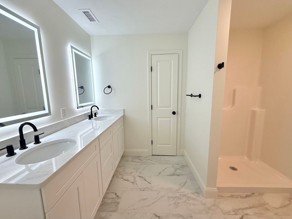 Bathroom, Dual Sink Vanities, Interior, Marble
