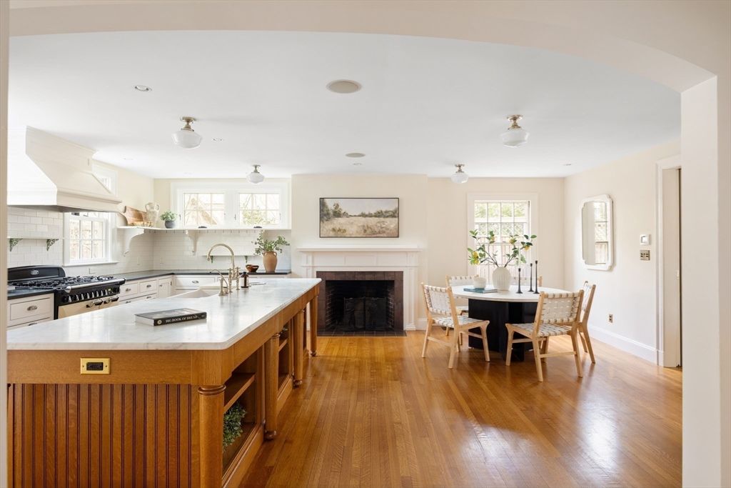 Dining room, Fireplace, Interior, Kitchen, Recessed Lighting, Wood Texture Flooring