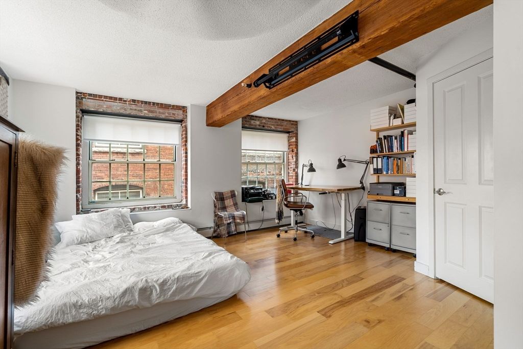 Bedroom, Home Office, Interior, Wooden Beams, Wood Texture Flooring