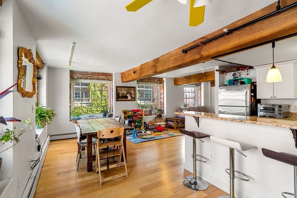 Dining room, Interior, Kitchen, Living room, Pendant Lights, Wood Texture Flooring