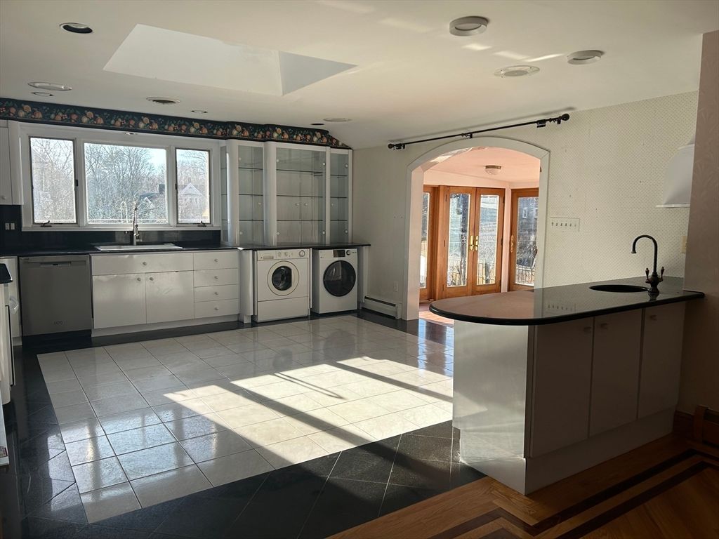 Interior, Recessed Lighting, Washer