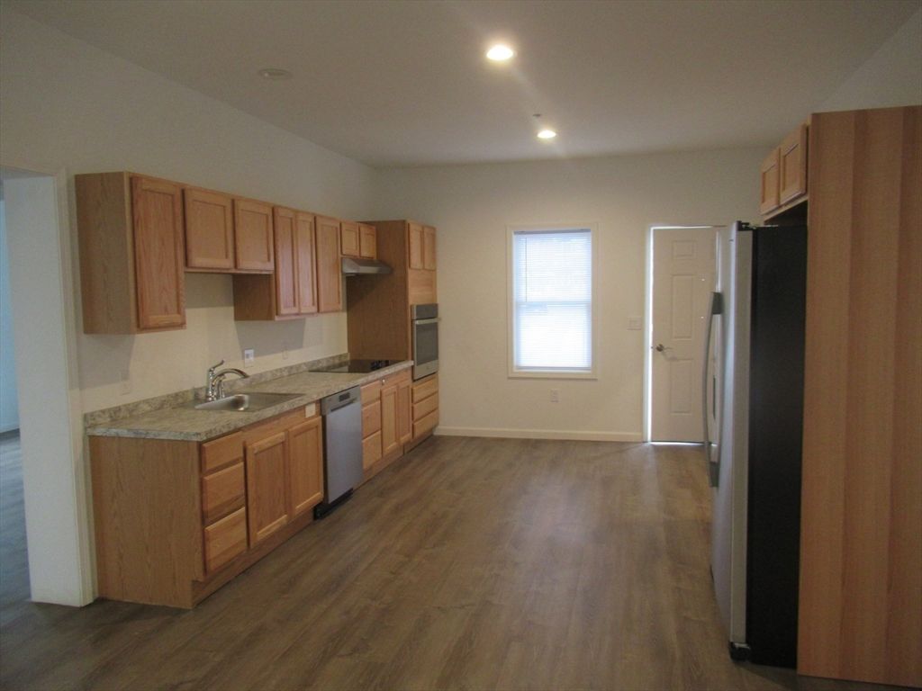 Interior, Kitchen, Recessed Lighting, Wood Texture Flooring