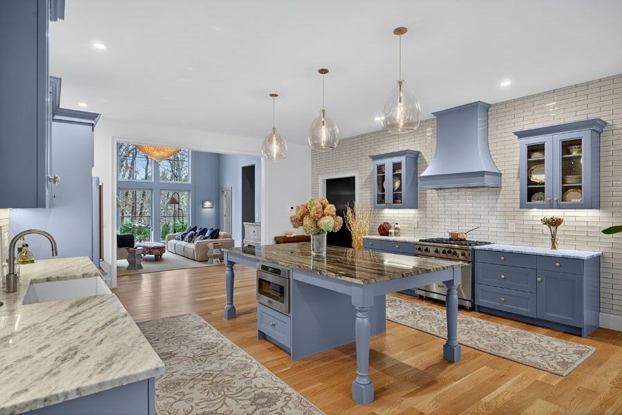 Interior, Kitchen, Living room, Pendant Lights, Recessed Lighting, Stainless Steel Appliances, Wood Texture Flooring