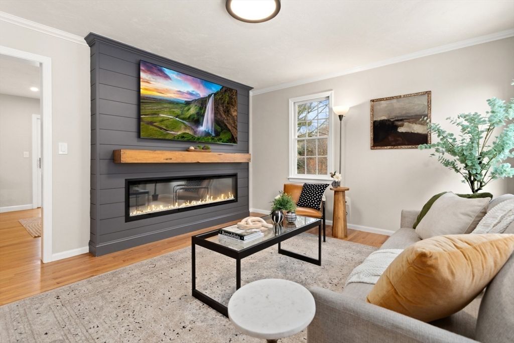 Fireplace, Interior, Living room, Recessed Lighting, Wood Texture Flooring