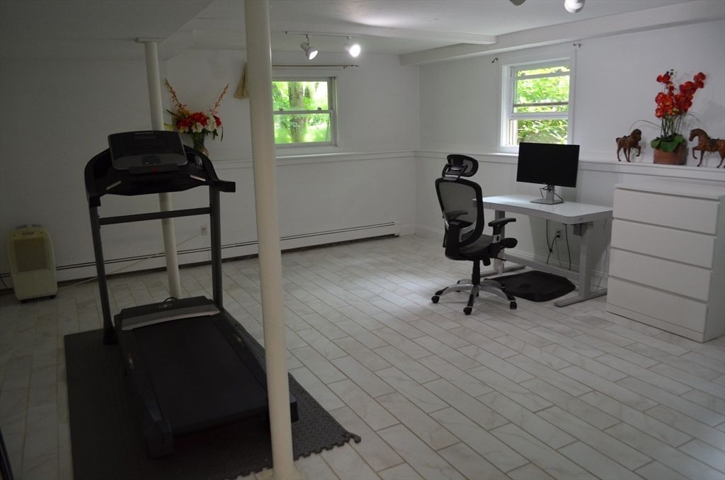 Fitness Equipment, Home Office, Interior