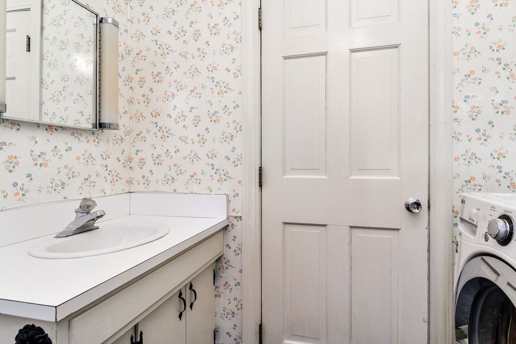 Bathroom, Interior, Washer