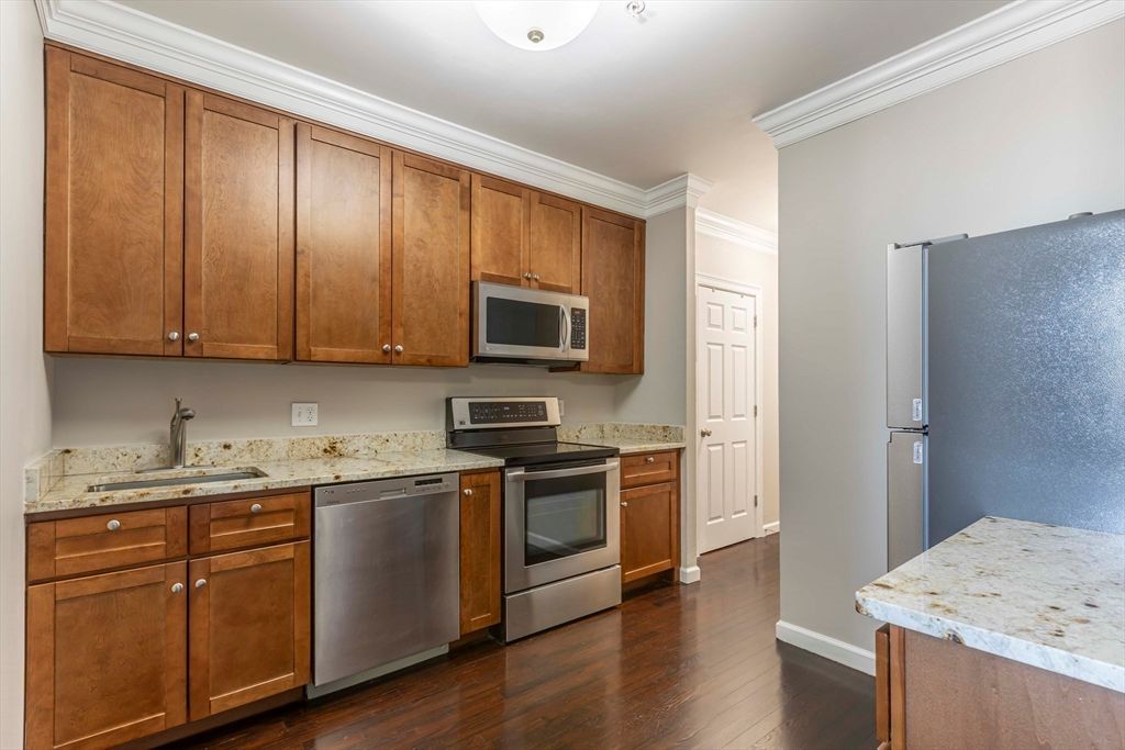 Interior, Kitchen, Wood Texture Flooring