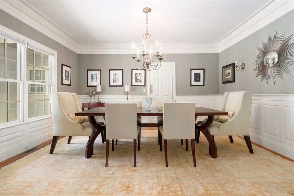 Chandelier, Dining room, Interior