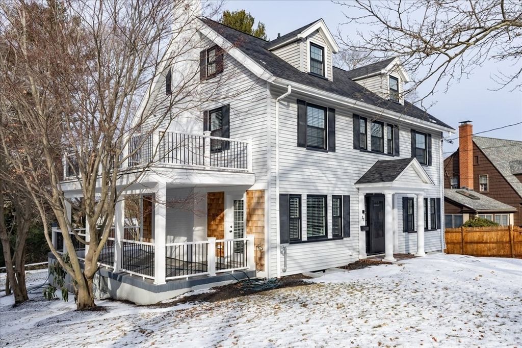 Exterior, Facade, Georgian