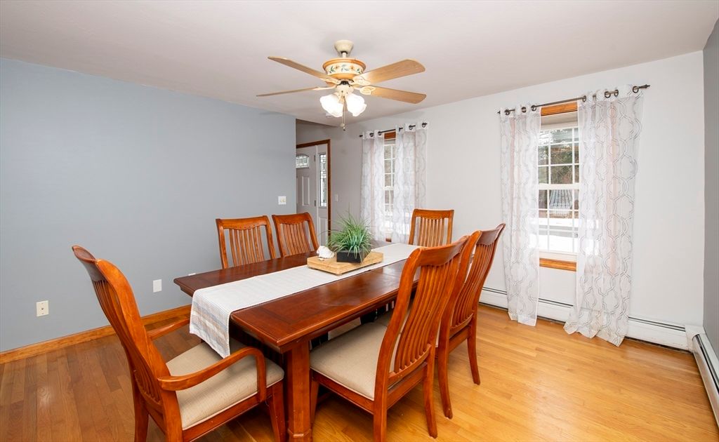 Dining room, Interior, Wood Texture Flooring