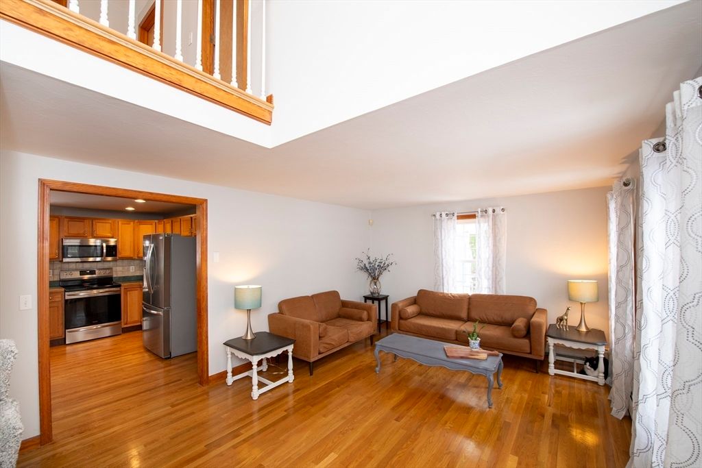 Interior, Kitchen, Living room, Stainless Steel Appliances, Wood Texture Flooring