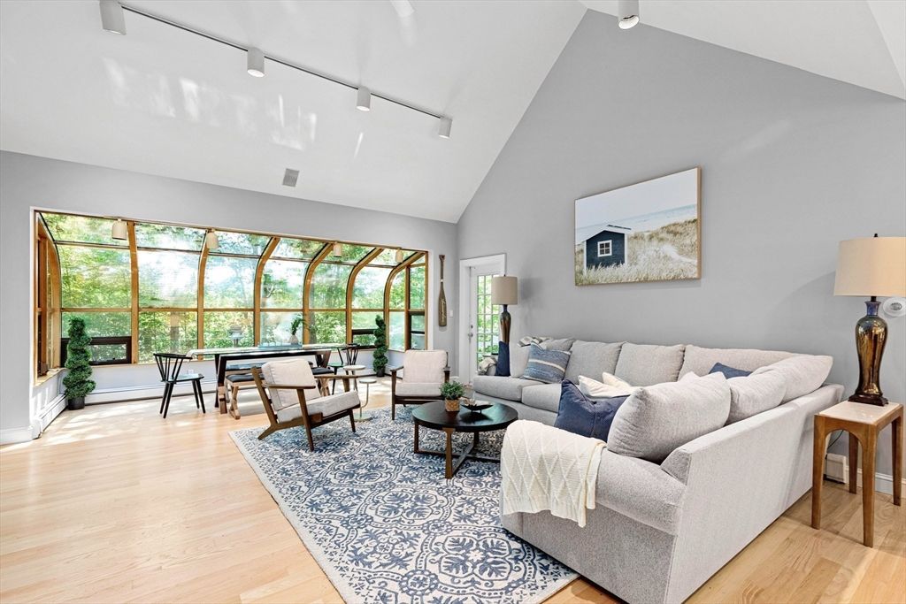 Dining room, Interior, Living room, Wood Texture Flooring