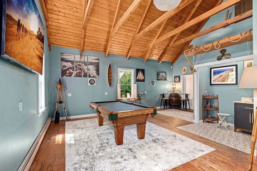 Billiard Table, Game Room, Interior, Wooden Beams, Wooden Ceilings, Wood Texture Flooring