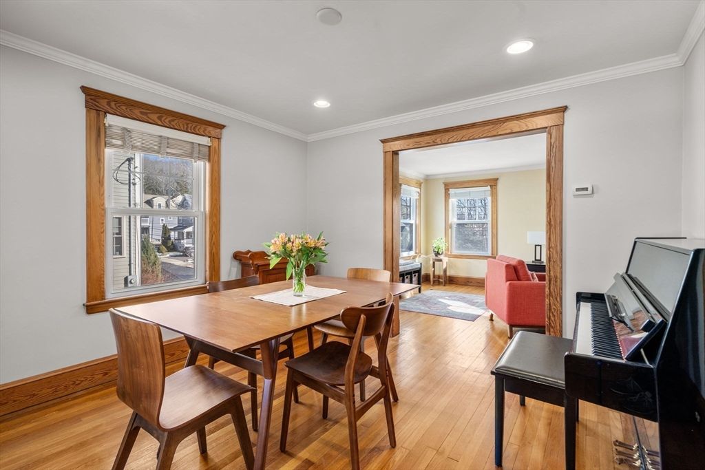 Dining room, Interior, Piano, Recessed Lighting, Wood Texture Flooring