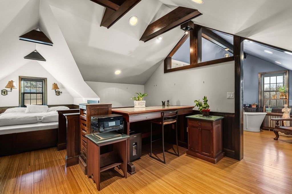 Home Office, Interior, Recessed Lighting, Wood Texture Flooring