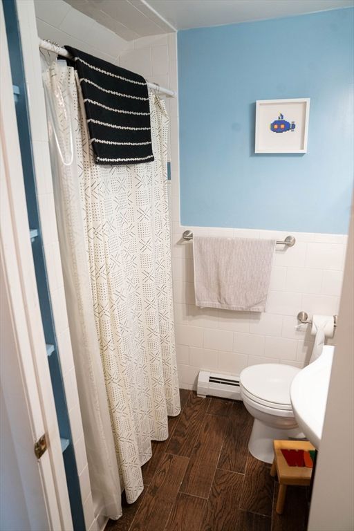 Bathroom, Interior, Wood Texture Flooring