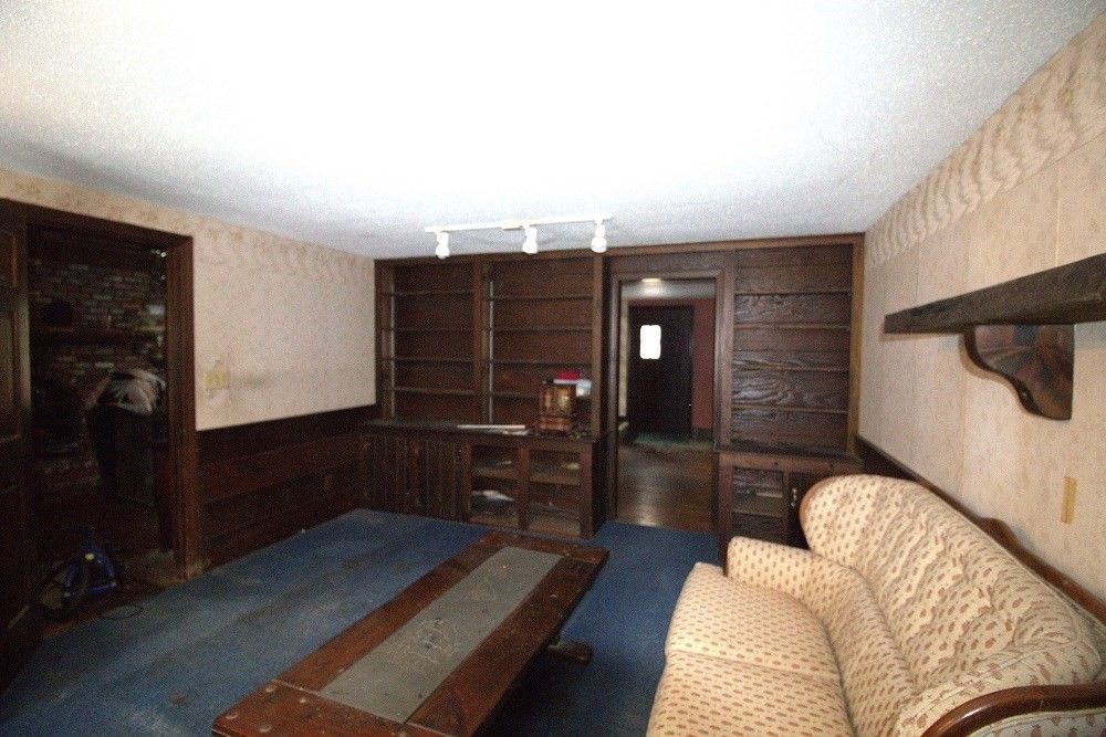 Interior, Wooden Walls