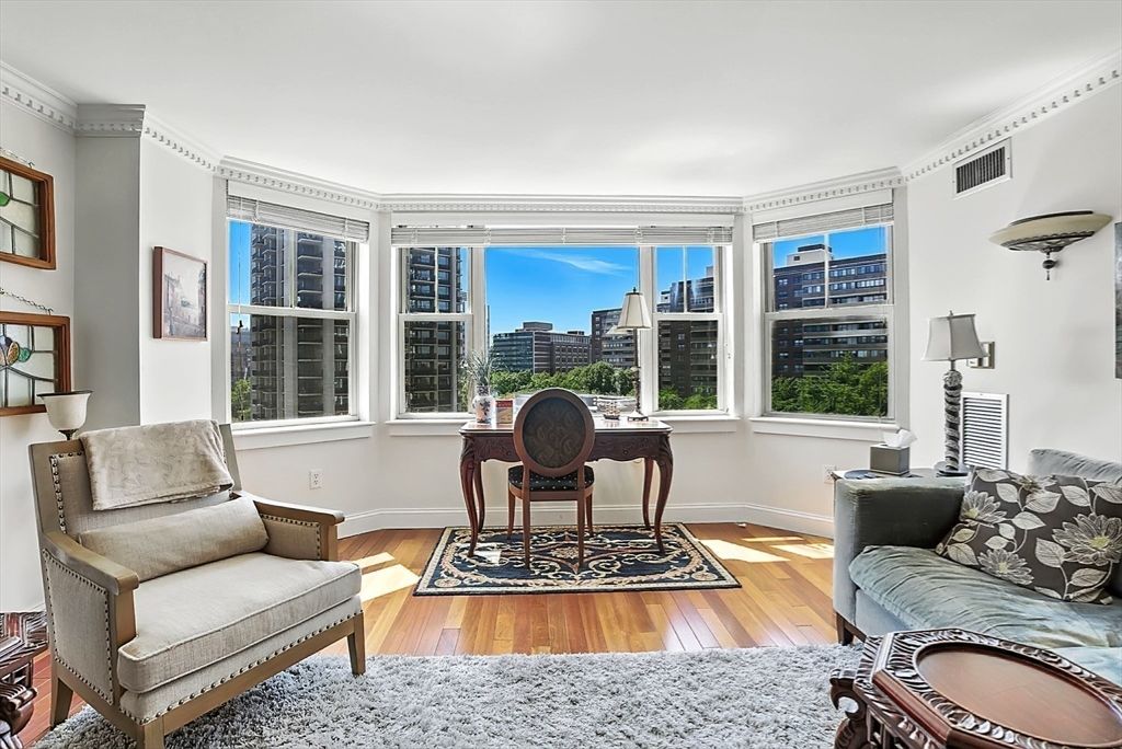 Interior, Sun Room, Wood Texture Flooring