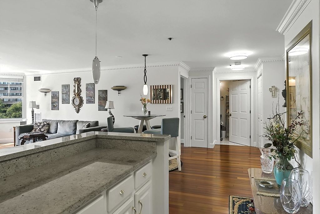 Interior, Living room, Pendant Lights, Wood Texture Flooring