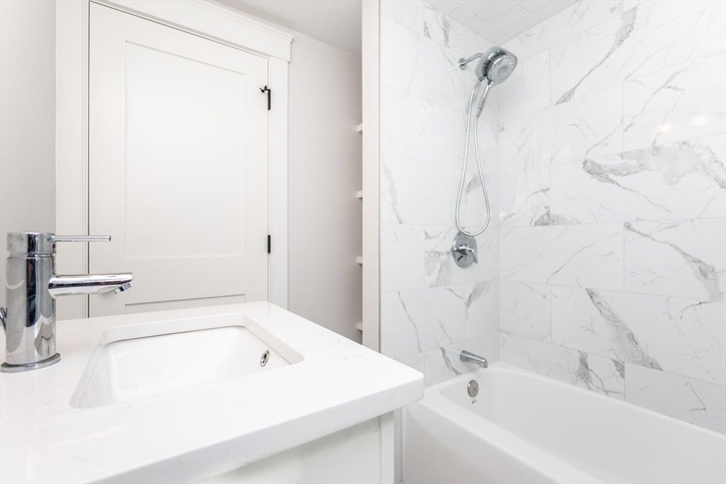 Bathroom, Interior, Marble Walls