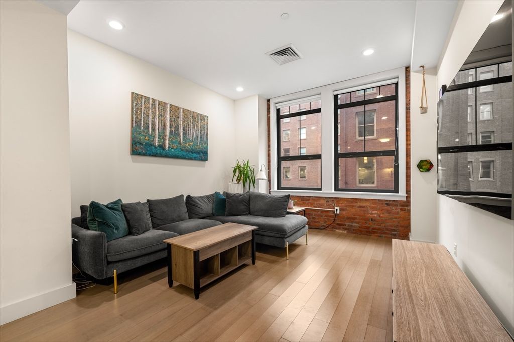 Interior, Living room, Recessed Lighting, Stone Walls, Wood Texture Flooring