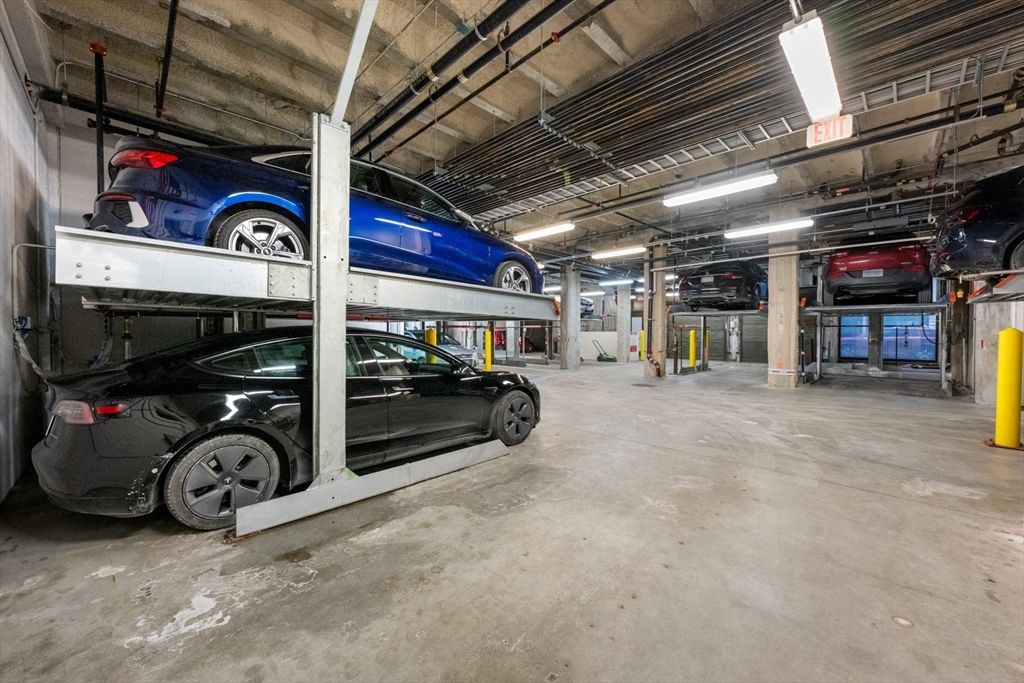 Garage, Interior