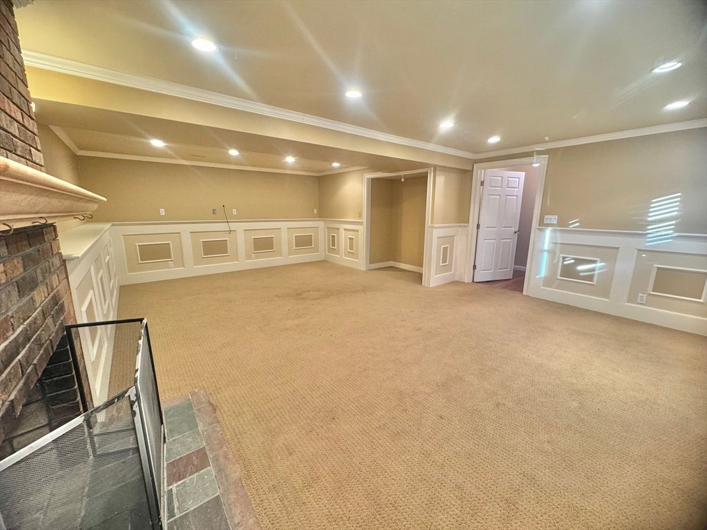 Empty room, Fireplace, Interior, Recessed Lighting