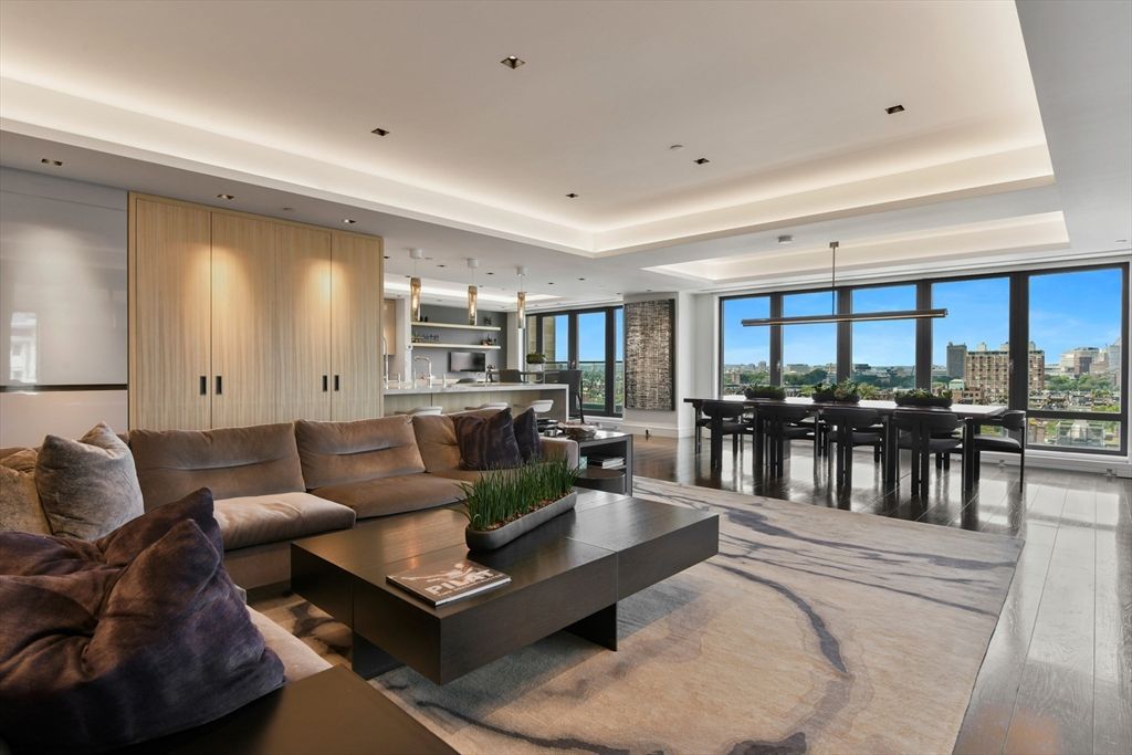 Dining room, Interior, Kitchen, Living room, Pendant Lights, Recessed Lighting, Wood Texture Flooring