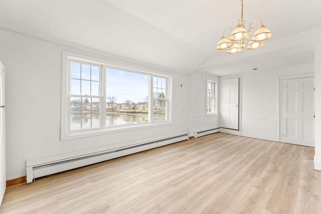 Chandelier, Empty room, Interior, Wood Texture Flooring