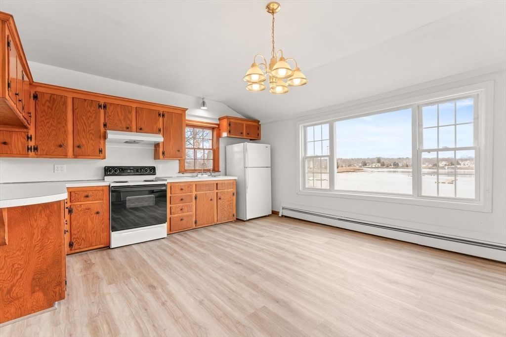 Interior, Kitchen, Pendant Lights, Wood Texture Flooring