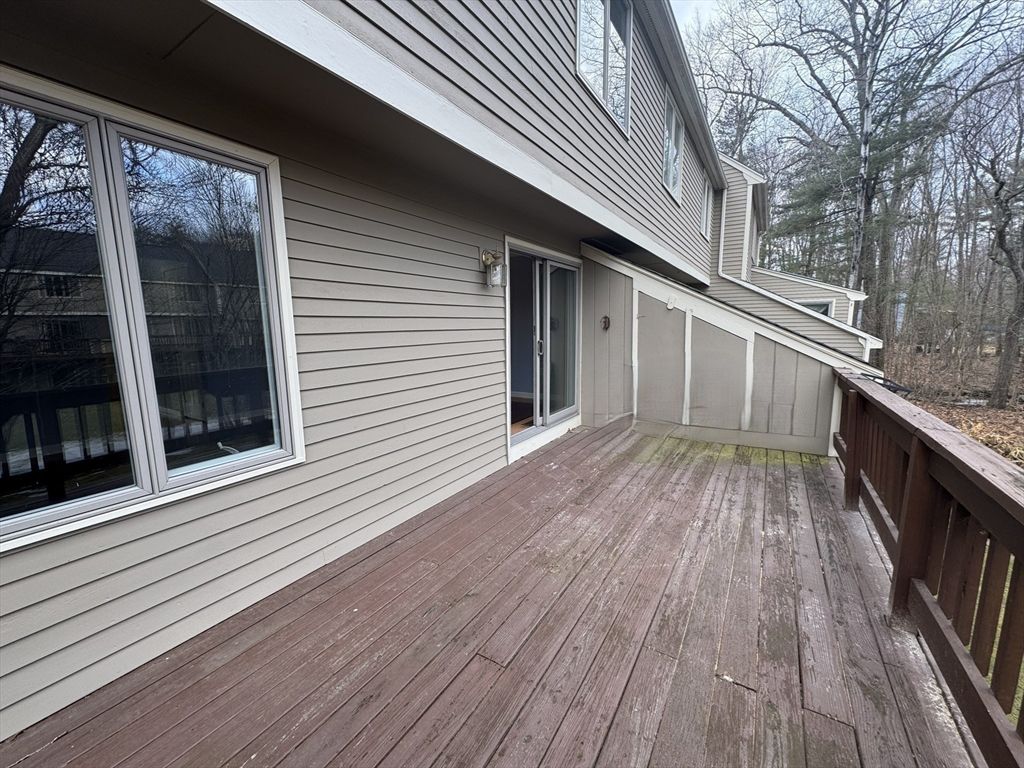 Exterior, Wood Texture Flooring