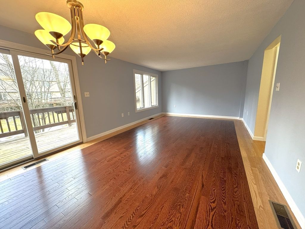 Chandelier, Empty room, Interior, Wood Texture Flooring