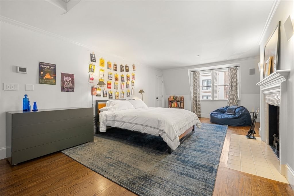 Bedroom, Fireplace, Interior, Wood Texture Flooring