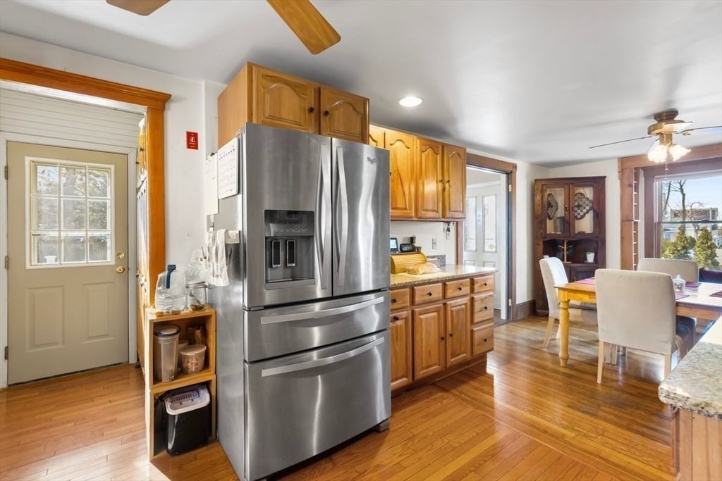 Dining room, Interior, Kitchen, Recessed Lighting, Stainless Steel Appliances, Wood Texture Flooring