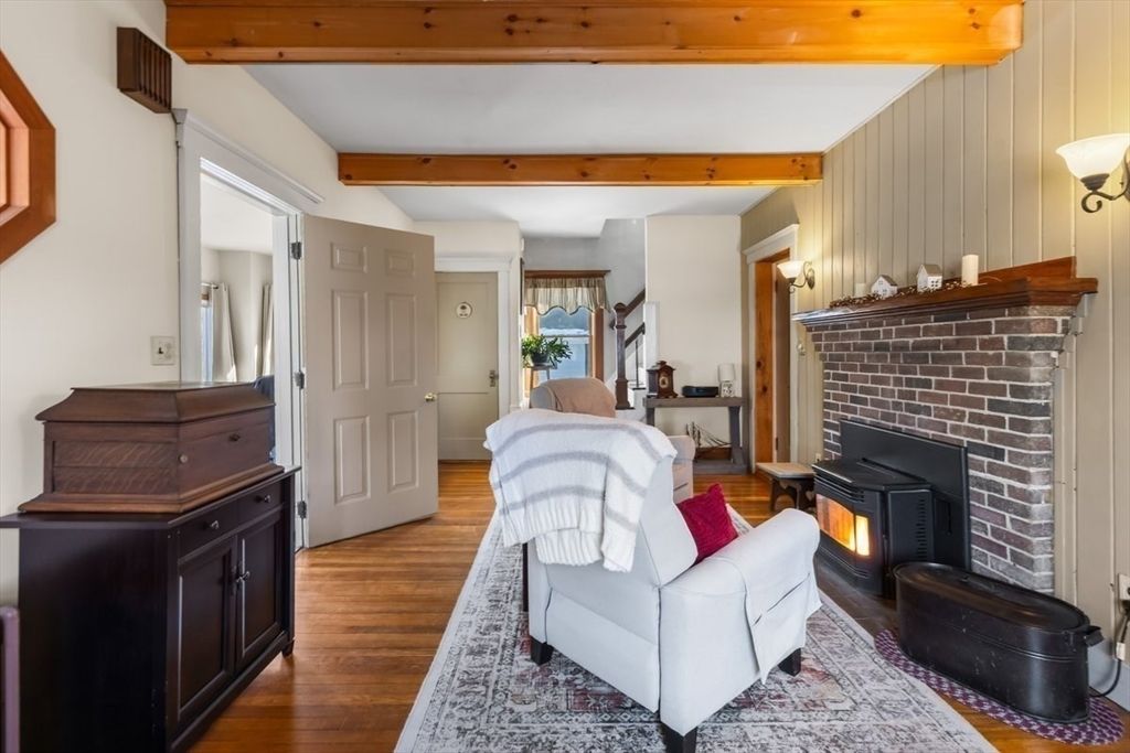 Fireplace, Interior, Living room, Pendant Lights, Wooden Beams, Wood Texture Flooring