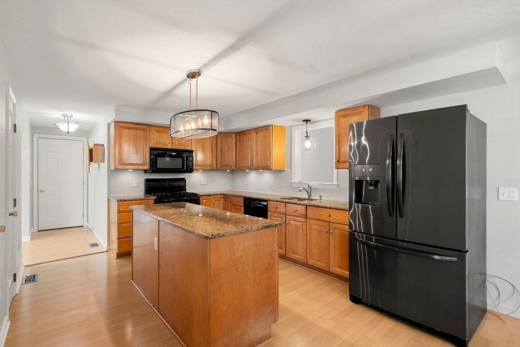 Interior, Kitchen, Pendant Lights, Wood Texture Flooring
