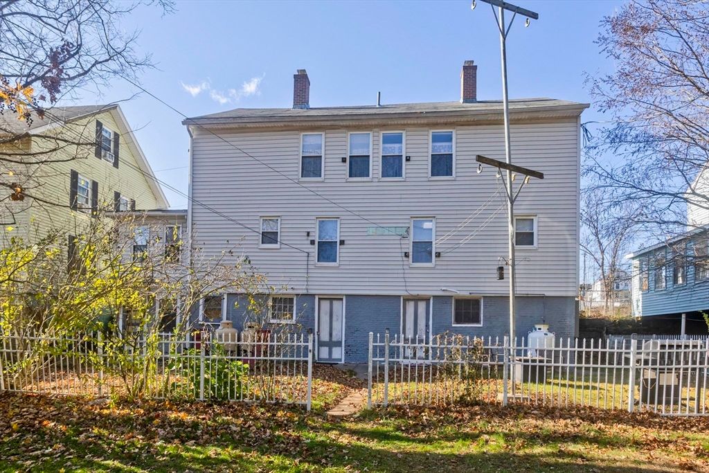 Backyard, Exterior, Facade, Georgian