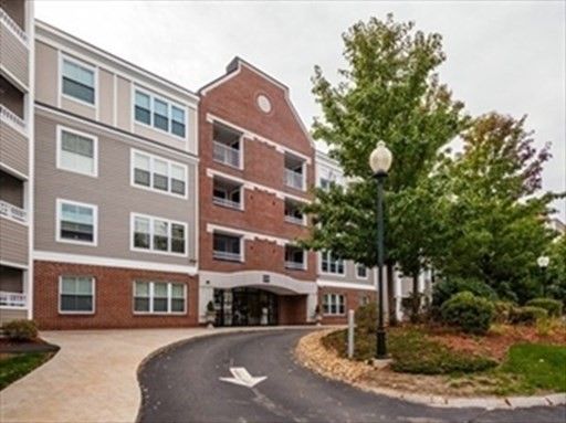 Exterior, Facade, Brick Facade, Rowhouse