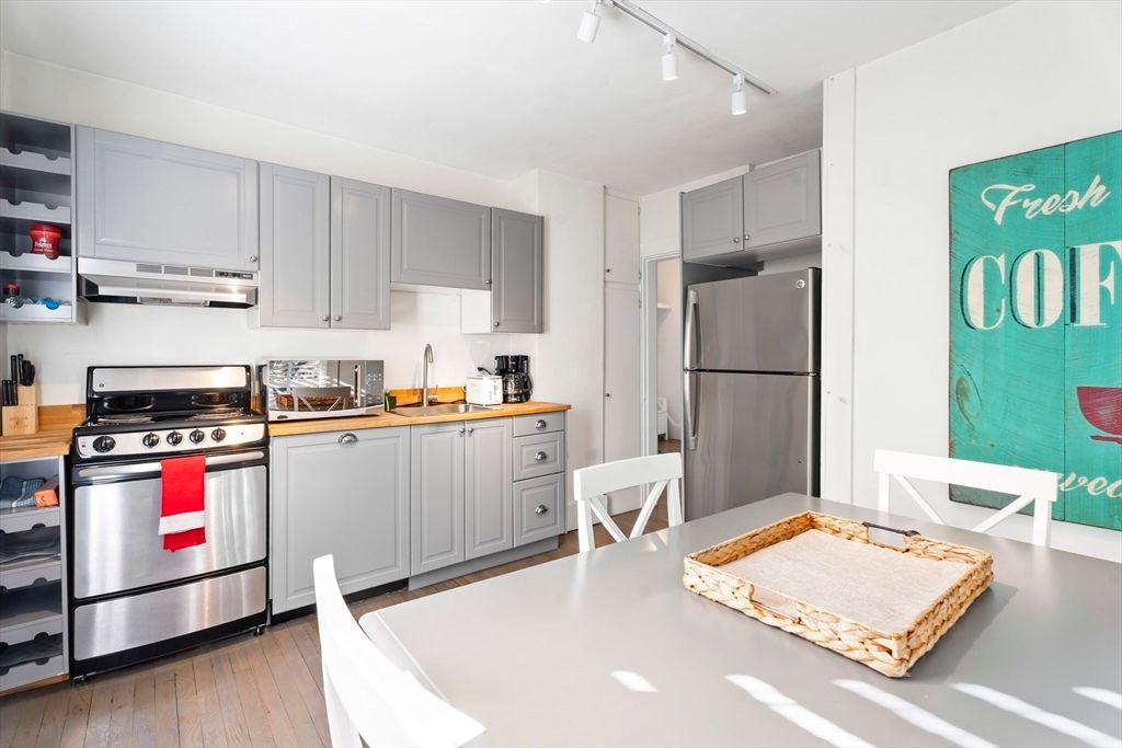 Interior, Kitchen, Stainless Steel Appliances, Wood Texture Flooring