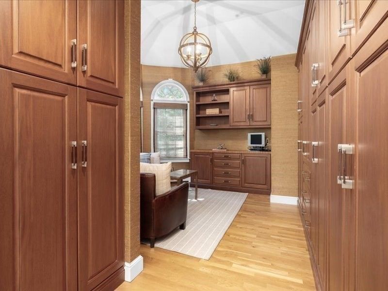Interior, Pendant Lights, Wood Texture Flooring