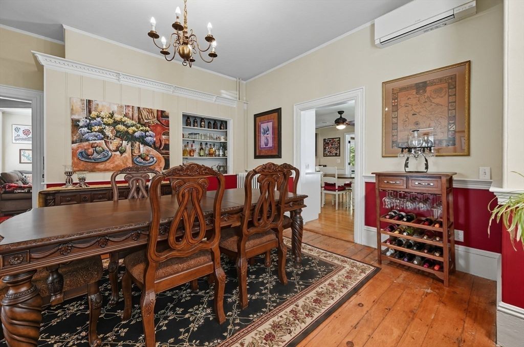 Chandelier, Dining room, Interior, Wood Texture Flooring
