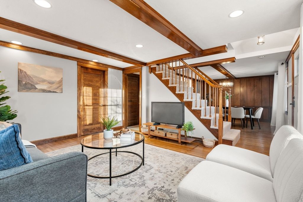 Dining room, Interior, Living room, Recessed Lighting, Wooden Beams, Wood Texture Flooring