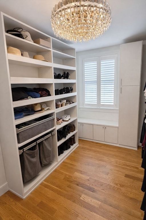Chandelier, Interior, Walk-in Closets, Wood Texture Flooring