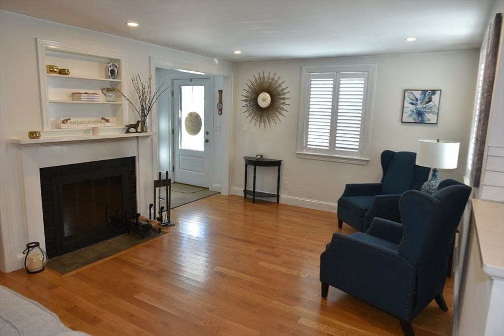 Fireplace, Interior, Recessed Lighting, Wood Texture Flooring